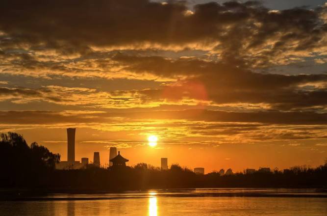 160 Chinese Boy Names That Mean "Light" (With Pinyin, Meanings & Popularity Data)